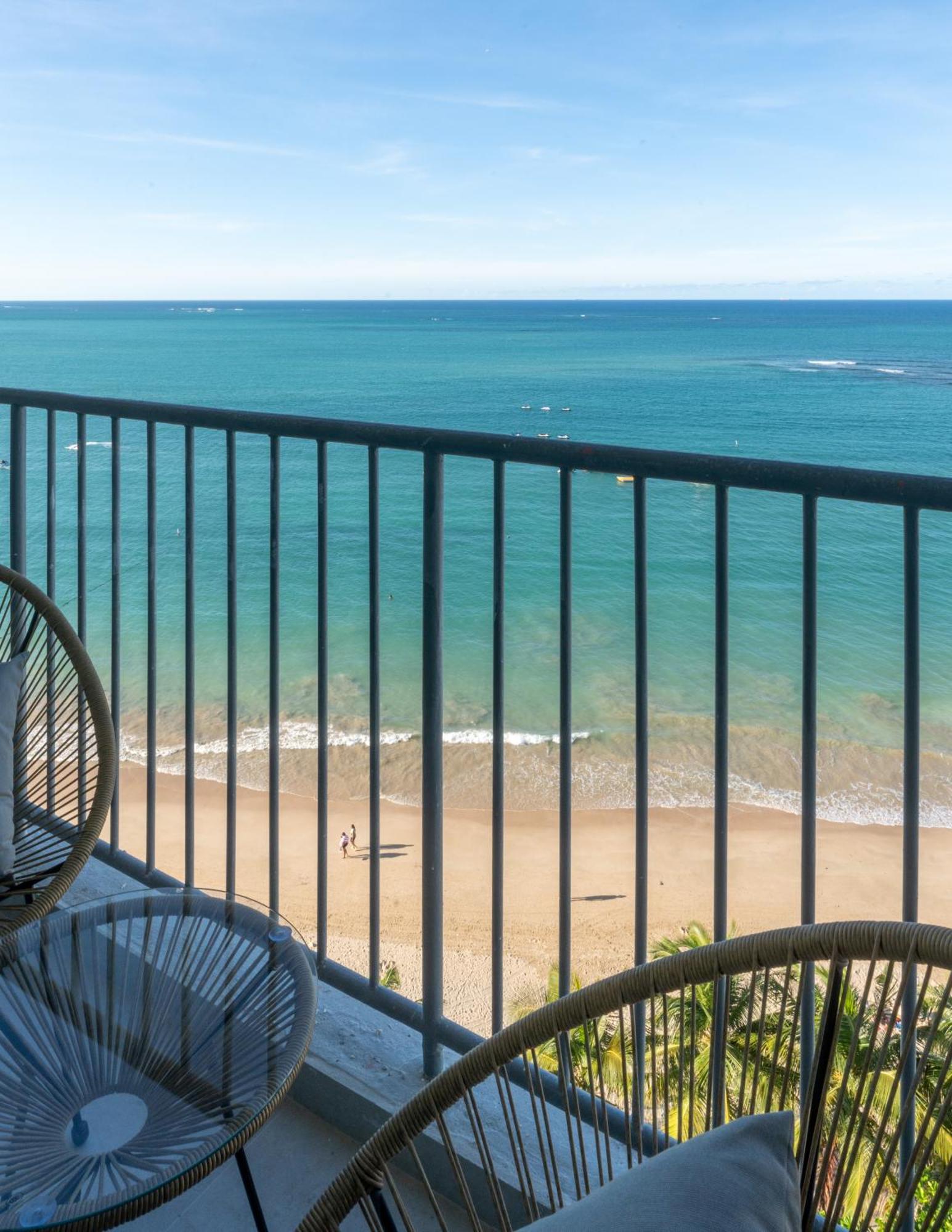 Ocean View Deluxe Suite: Pvt. Beach & Pool San Juan Esterno foto