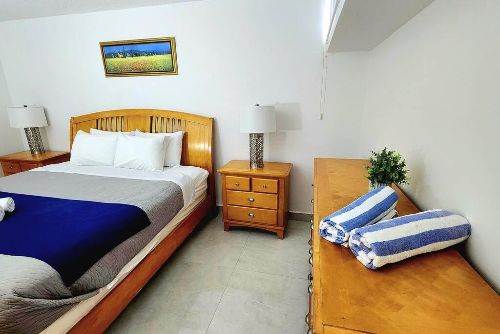 Ocean View Deluxe Suite: Pvt. Beach & Pool San Juan Esterno foto